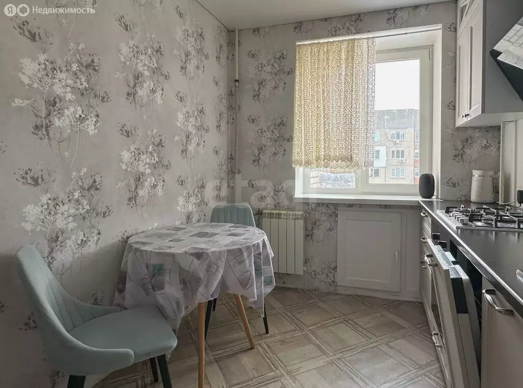 3-комнатная квартира: Саратов, проспект имени 50 лет Октября, 34/56 ... - Фото 2