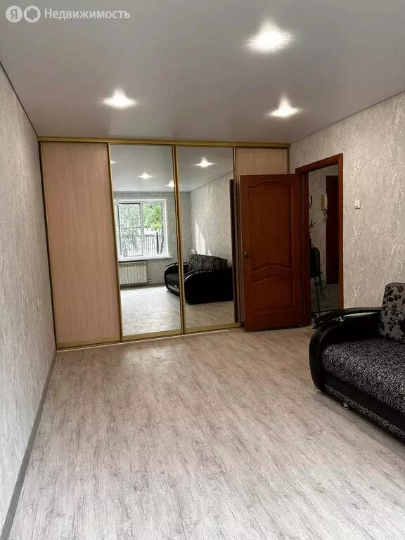 2-комнатная квартира: Набережные Челны, проспект Вахитова, 25 (44 м) - Фото 0