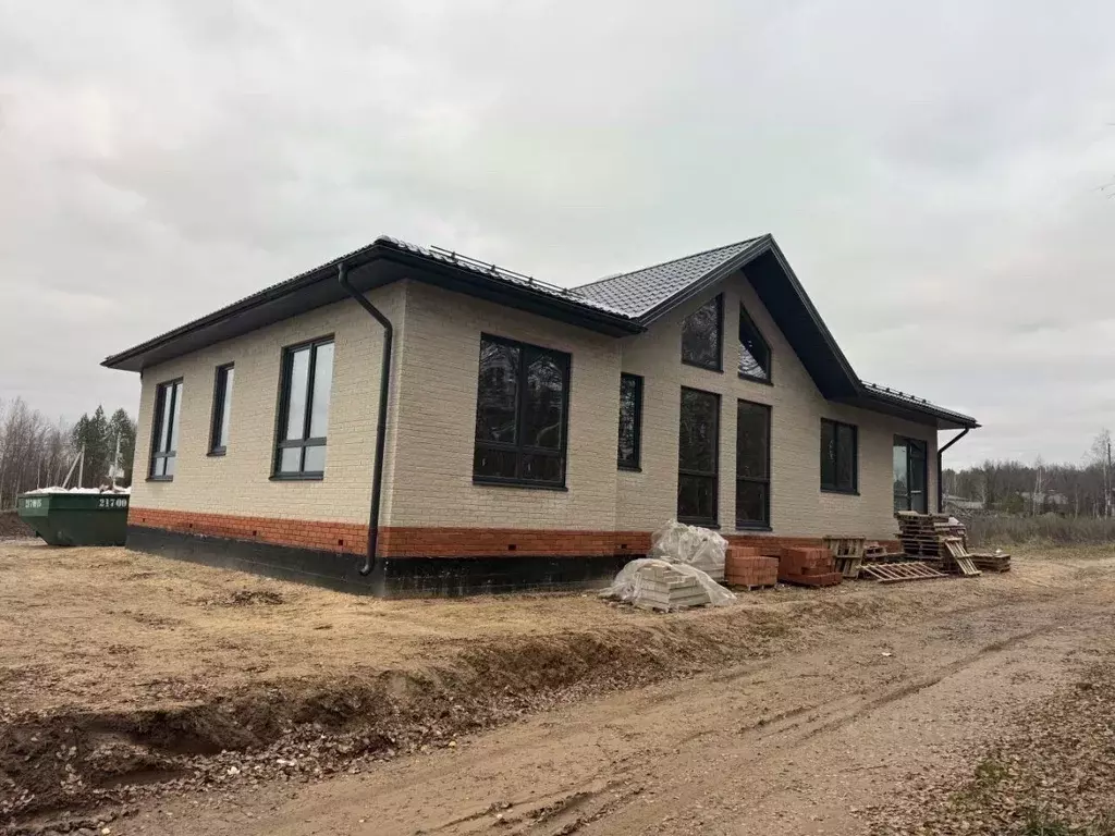 Дом в Москва Марушкинское поселение, д. Акиньшино, ул. Акиньшинская ... - Фото 1