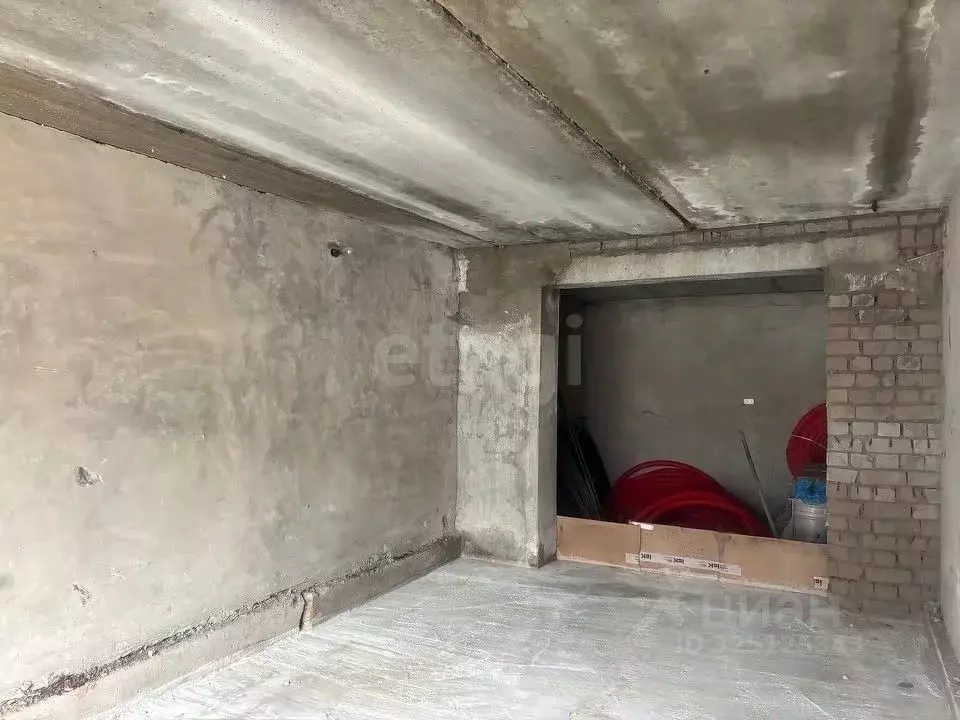 Гараж в Тюменская область, Тюмень ул. Ветеранов Труда, 38 (28 м) - Фото 1