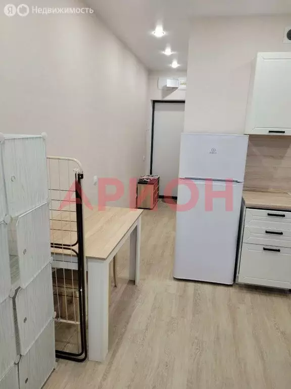 Квартира-студия: Тюмень, улица Тимофея Чаркова, 87 (19.3 м) - Фото 1