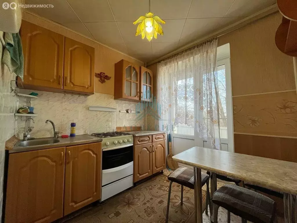 2-комнатная квартира: Астрахань, проспект Бумажников, 16 (36 м) - Фото 0