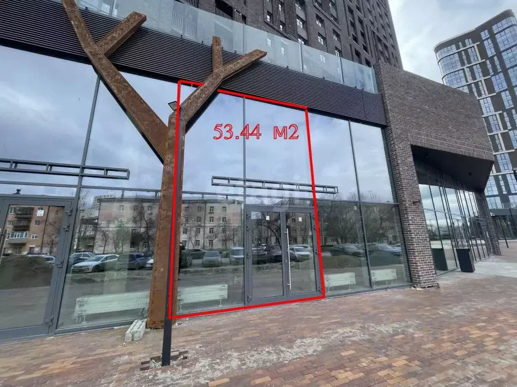 Торговая площадь в Тюменская область, Тюмень ул. Сакко, 5 (53 м) - Фото 1