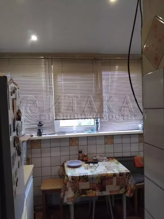 3-к. квартира, 60,7 м, 9/9 эт. - Фото 0