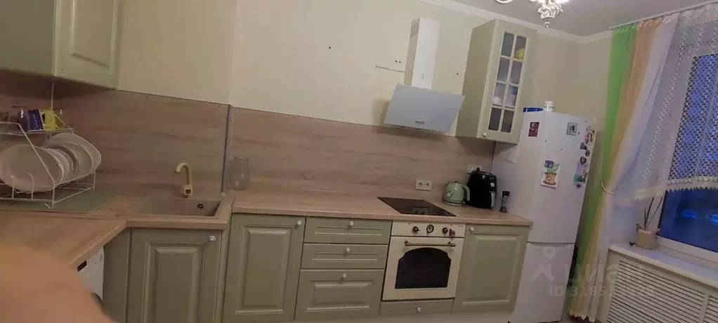 2-к кв. Тюменская область, Тюмень Заречный проезд, 37к1 (68.0 м) - Фото 0