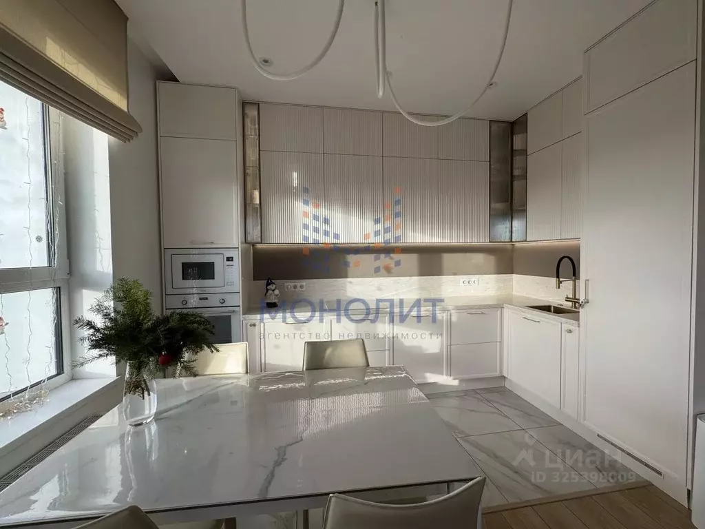 3-к кв. Москва ул. Петра Алексеева, 14 (77.5 м) - Фото 1