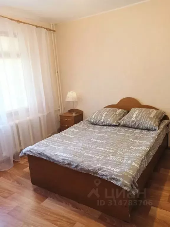 3-к кв. Воронежская область, Богучар 44 (74.0 м) - Фото 0