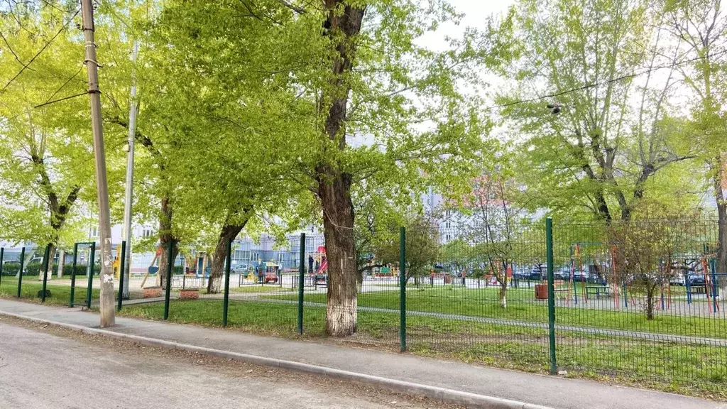 3-к кв. Челябинская область, Челябинск ул. Гагарина, 2 (78.6 м) - Фото 0