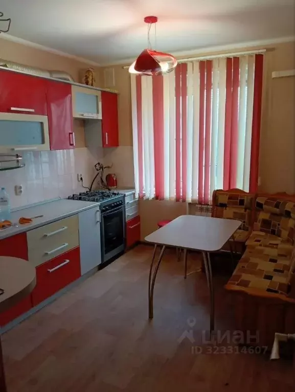 3-к кв. Белгородская область, Старый Оскол Южный мкр, 2к1 (64.0 м) - Фото 1