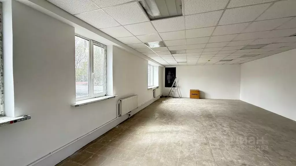 Торговая площадь в Санкт-Петербург Софийская ул., 39К1 (155 м) - Фото 0