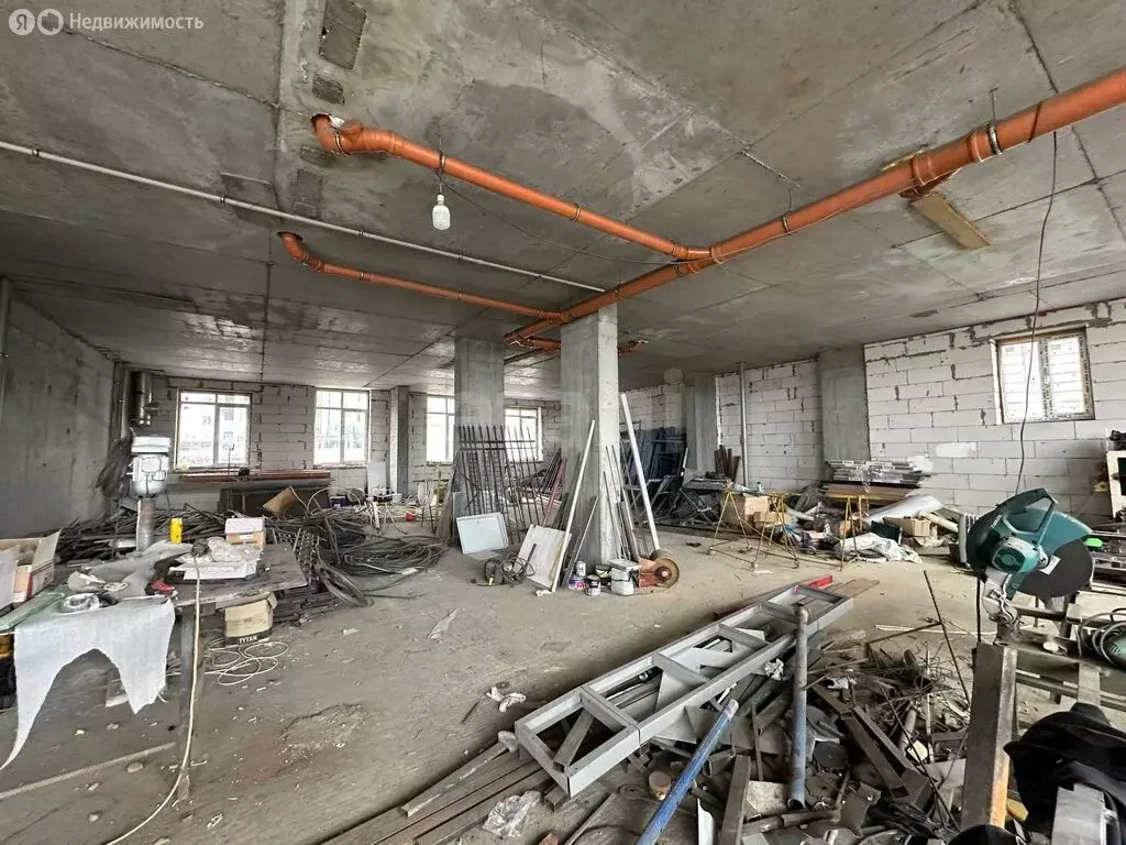 Помещение свободного назначения (230 м) - Фото 1