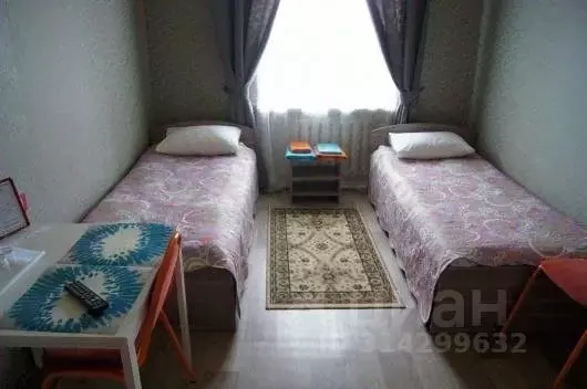 Комната Омская область, Калачинск Заводская ул., 5 (15.0 м) - Фото 0