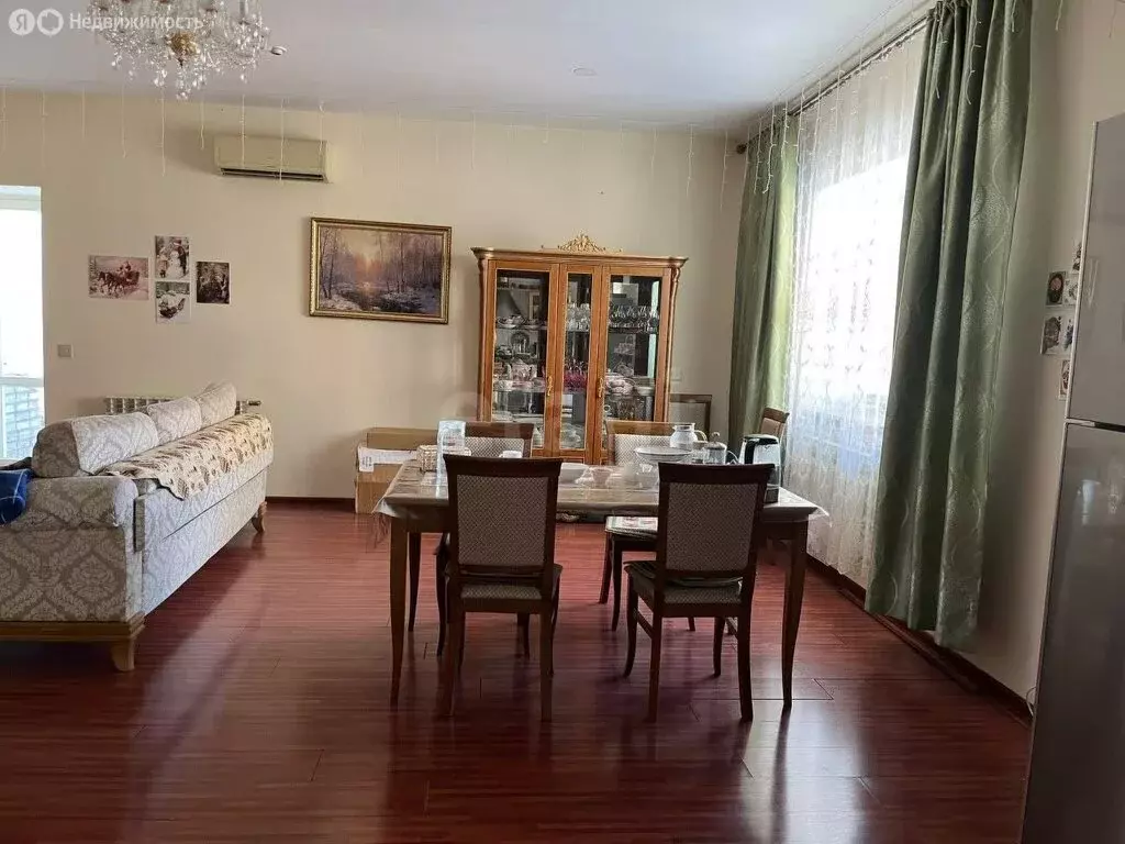 4-комнатная квартира: Якутск, улица Петровского, 19/1 (121.2 м) - Фото 1