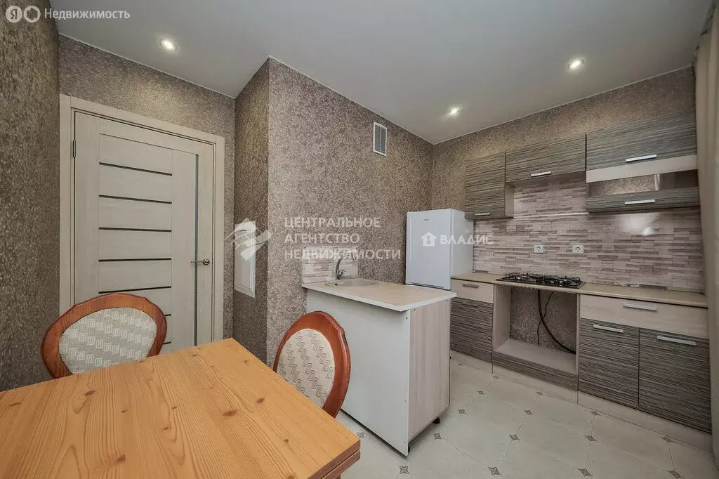 1-комнатная квартира: Рязань, Шереметьевская улица, 10к3 (30.1 м) - Фото 1