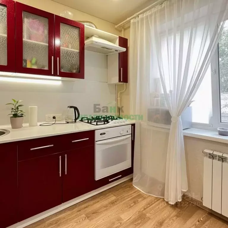 1-к кв. Саратовская область, Балаково Трнавская ул., 28Б (28.8 м) - Фото 1