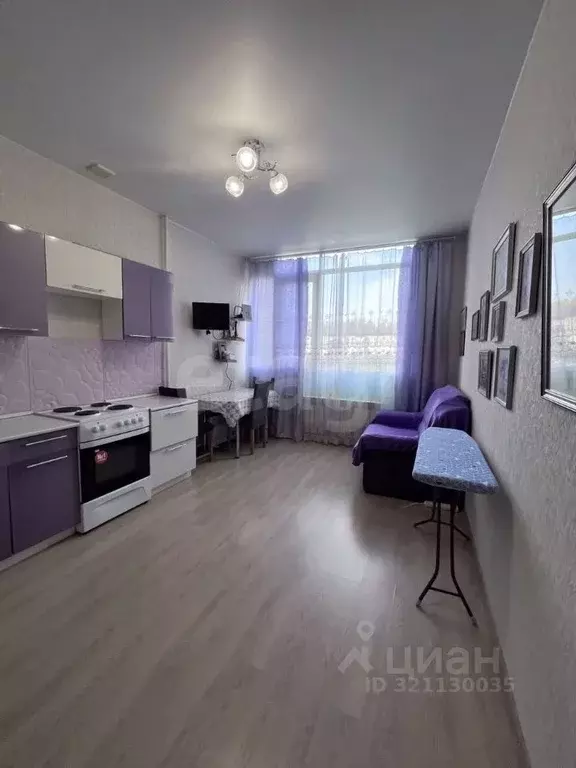 2-к кв. Тюменская область, Тюмень ул. Муравленко, 13 (63.0 м) - Фото 0