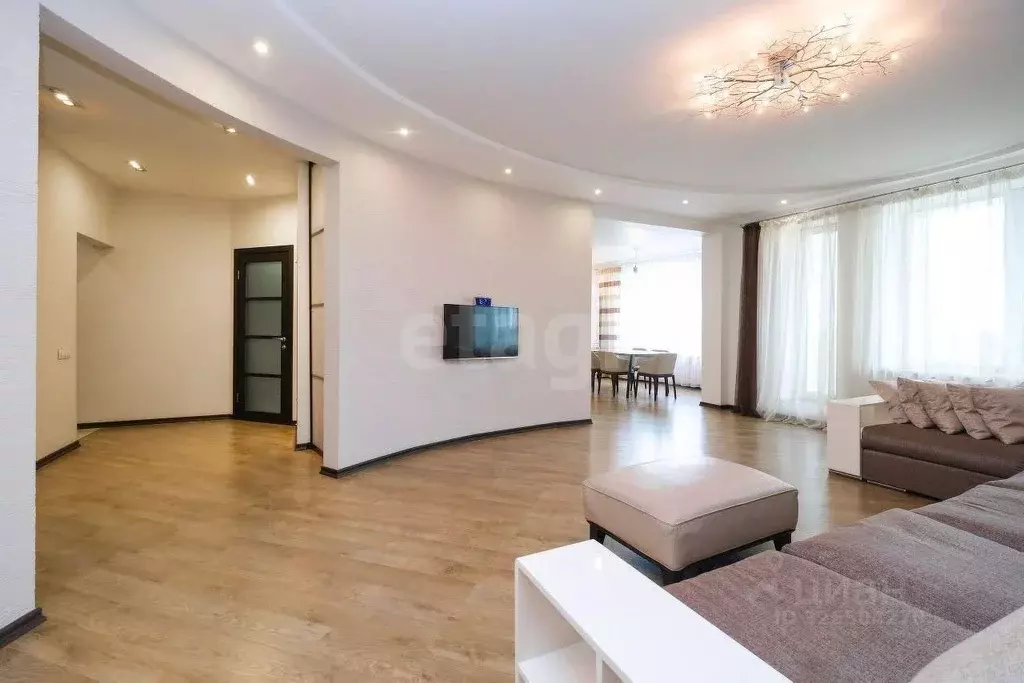 3-к кв. Новосибирская область, Новосибирск Ядринцевская ул., 18 (125.0 ... - Фото 1