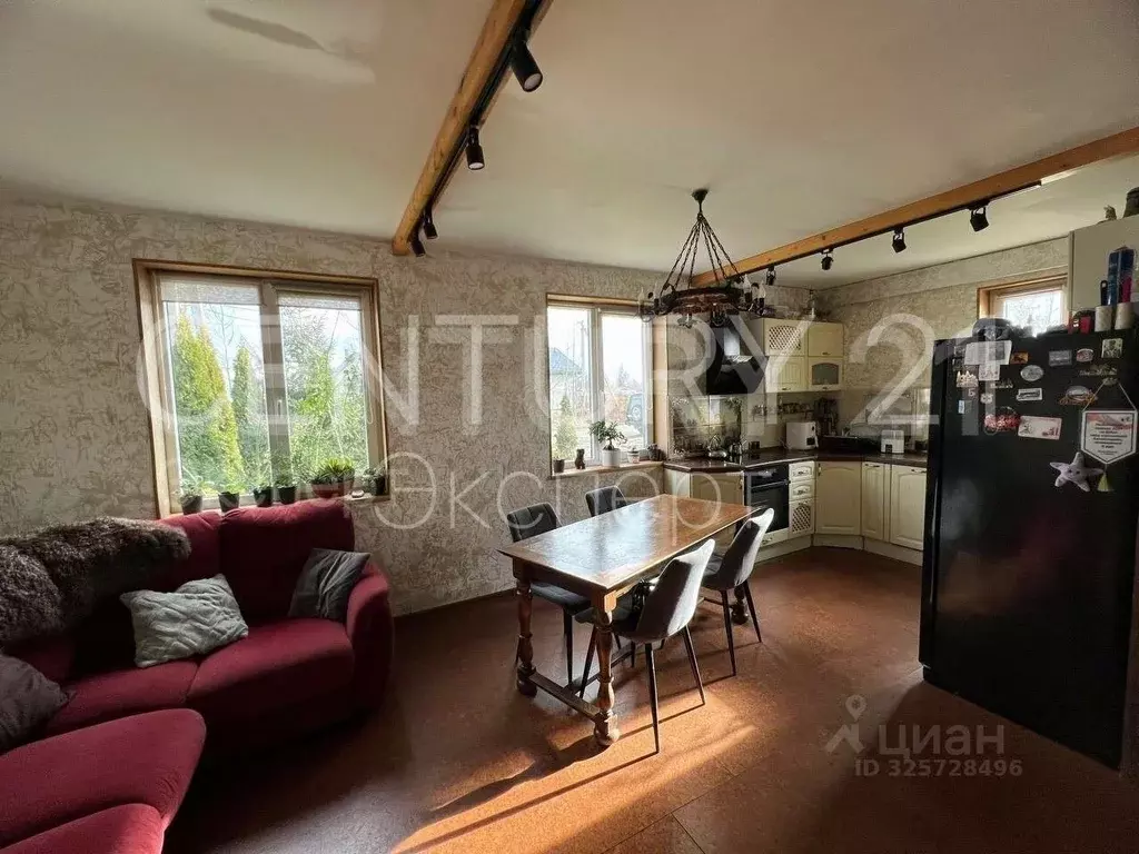 Дом в Калининградская область, Гурьевский муниципальный округ, пос. ... - Фото 2