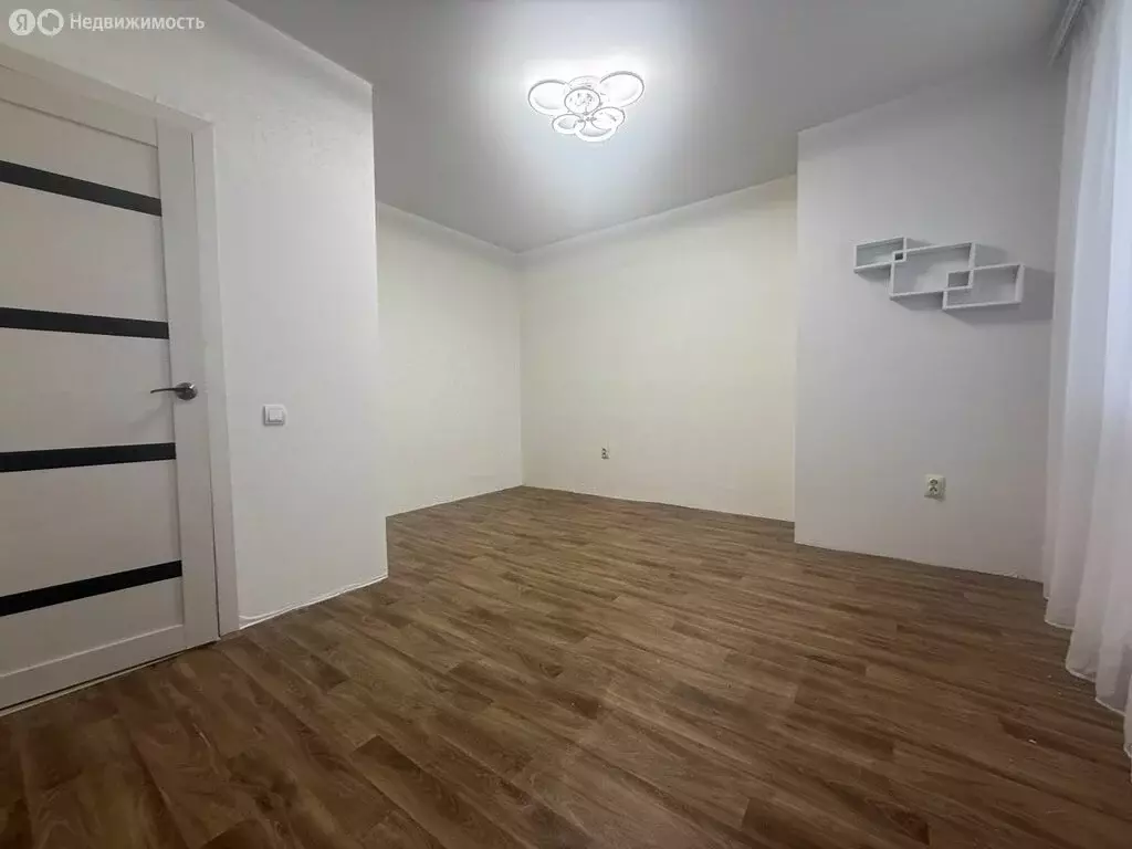 1-комнатная квартира: Михайловск, улица Владислава Листьева, 3 (37.5 ... - Фото 1