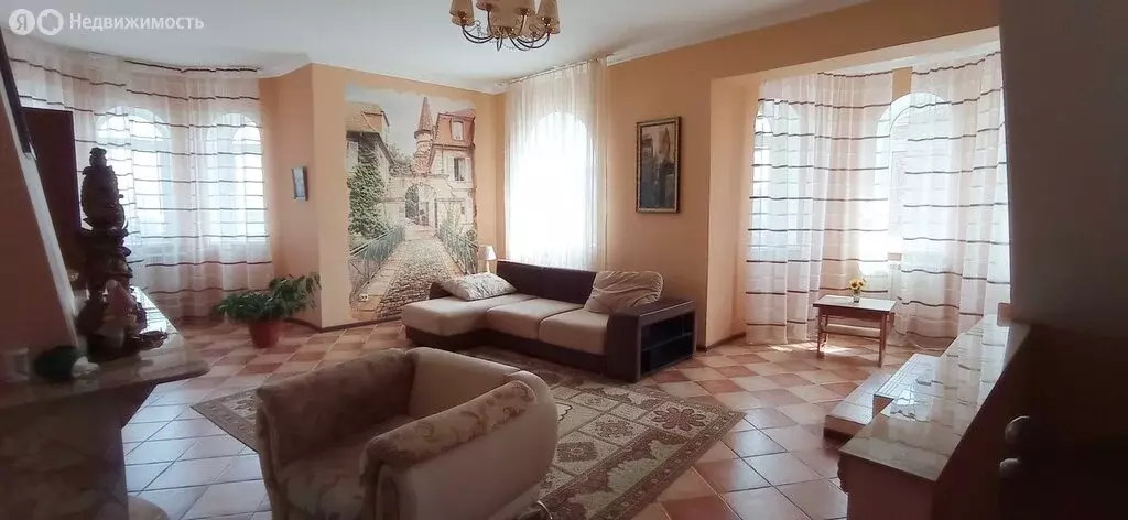 3-комнатная квартира: Анапская, Николаевская улица, 10 (105 м) - Фото 1