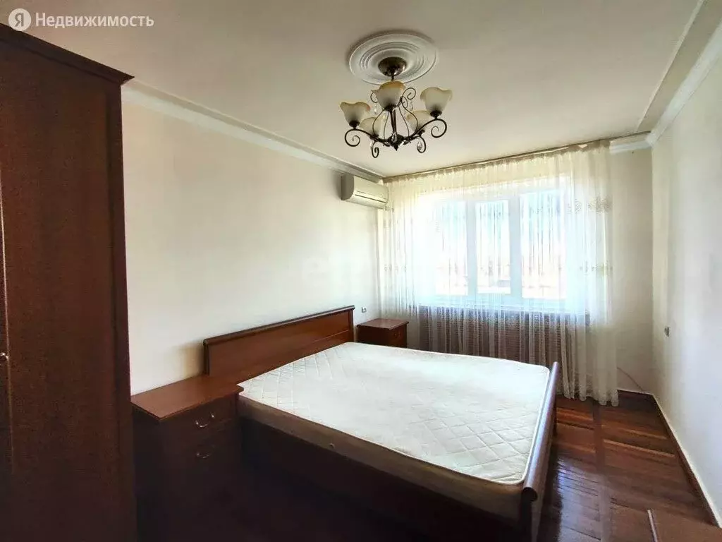 3-комнатная квартира: Нарткала, Красная улица, 267 (67.9 м) - Фото 0