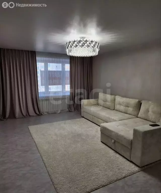 2-комнатная квартира: Тобольск, 7-й микрорайон, 47А (73.1 м) - Фото 1