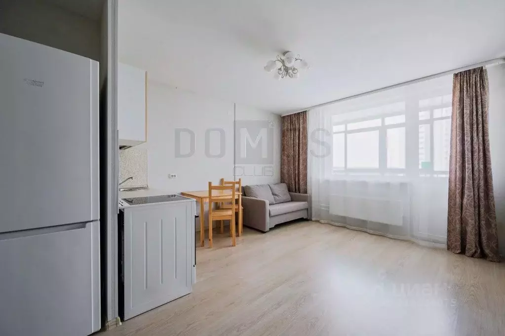 Студия Свердловская область, Екатеринбург ул. Рощинская, 21к2 (24.0 м) - Фото 1