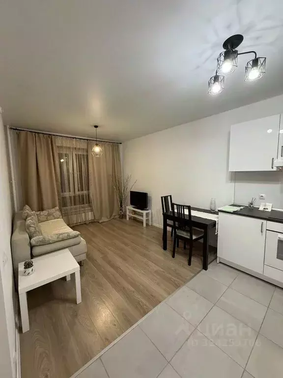 2-к кв. Московская область, Люберцы ул. Летчика Ларюшина, 14 (35.7 м) - Фото 1