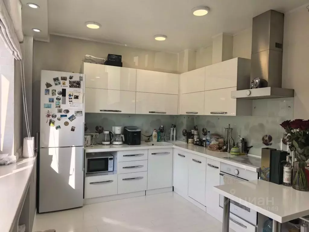 3-к кв. Хакасия, Абакан ул. Стофато, 5Д (97.0 м) - Фото 1