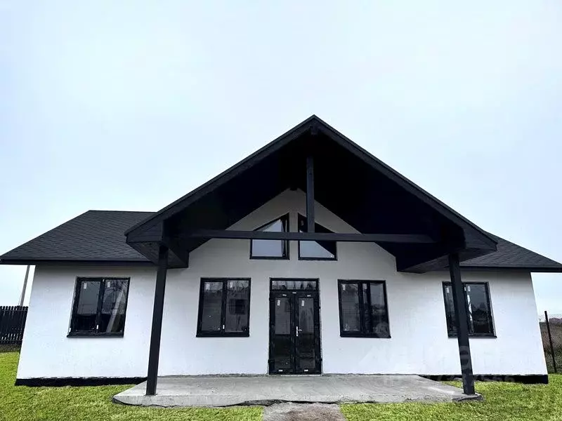 Коттедж в Ленинградская область, Ломоносовский район, Русско-Высоцкое ... - Фото 1