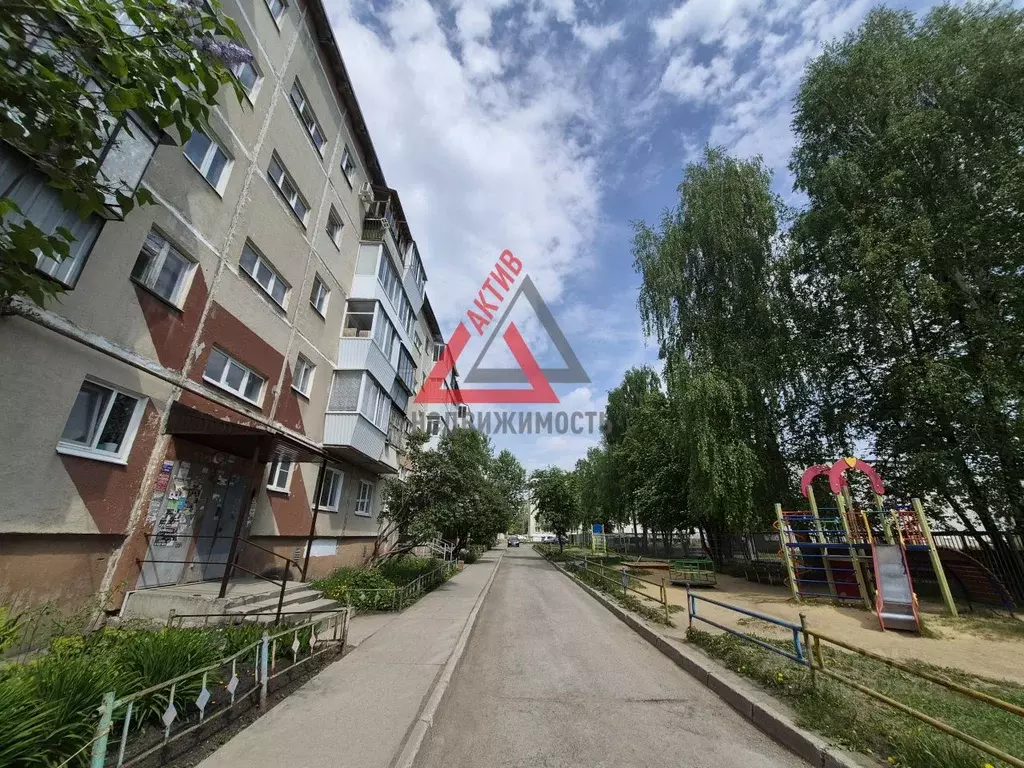 2-к кв. Свердловская область, Каменск-Уральский Октябрьский мкр, ул. ... - Фото 1