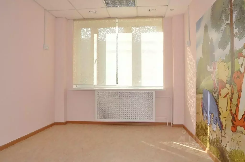 Помещение свободного назначения в Московская область, Красногорск ул. ... - Фото 1