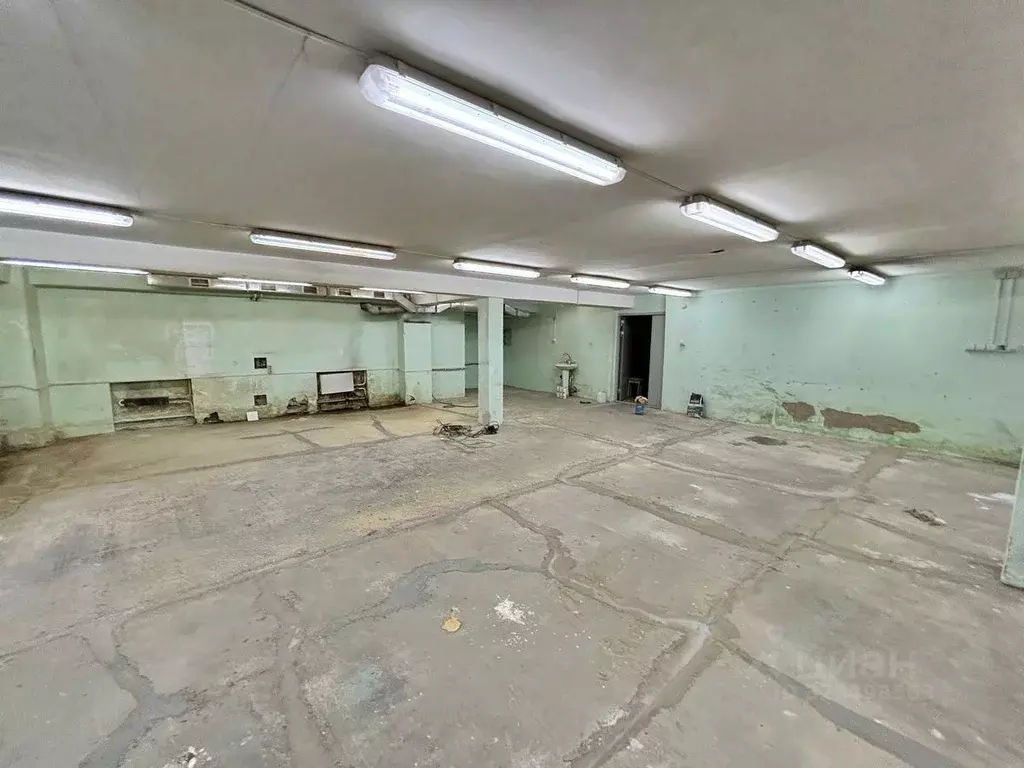 Помещение свободного назначения в Саха (Якутия), Нерюнгри ул. ... - Фото 2