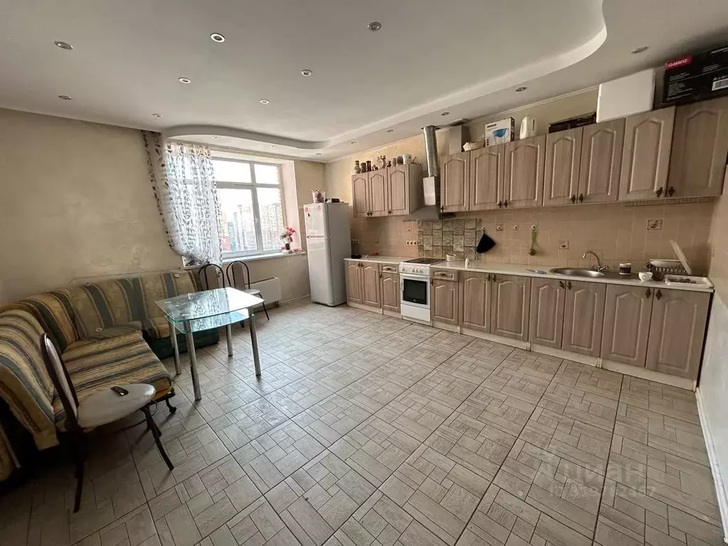 3-к кв. Москва пос. Коммунарка, ул. Бачуринская, 21 (120.0 м) - Фото 1