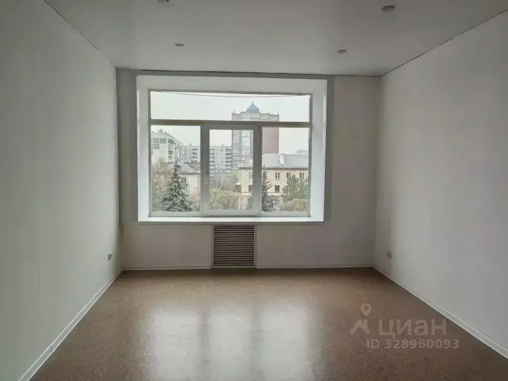 Офис в Челябинская область, Челябинск просп. Ленина, 81 (20 м) - Фото 1