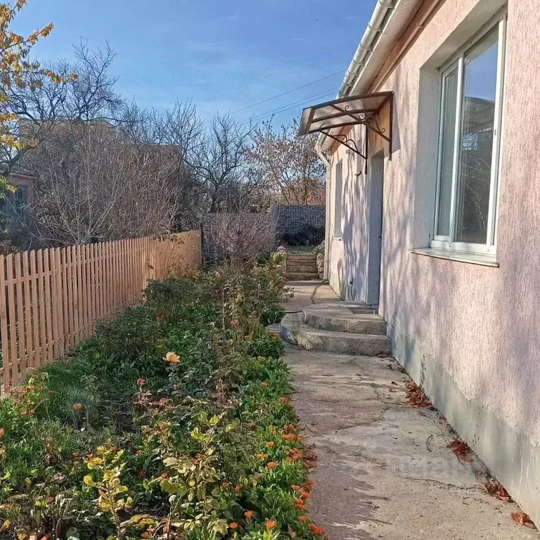 Дом в Крым, Симферополь ул. Межевая, 8 (100 м) - Фото 2