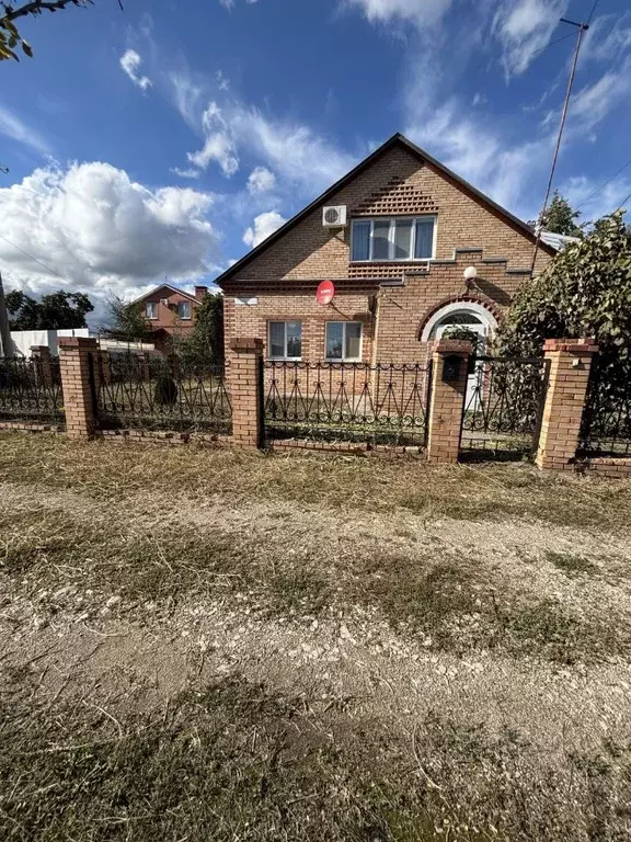 Дом в Самарская область, Кинель городской округ, Усть-Кинельский пгт ... - Фото 2