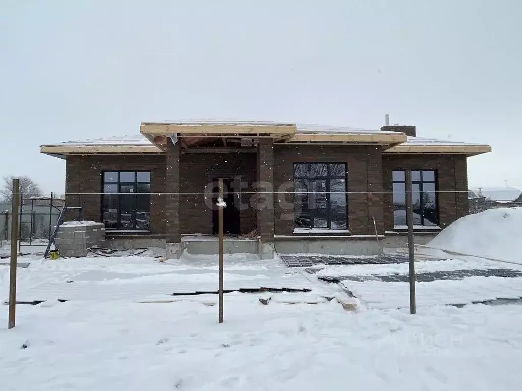 Дом в Ульяновская область, Ульяновск городской округ, с. Баратаевка ... - Фото 1