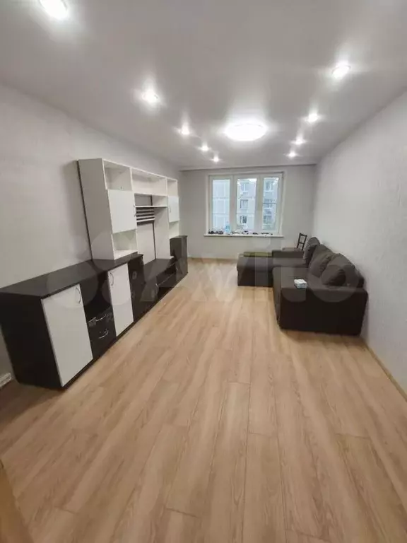 3-к. квартира, 60 м, 8/9 эт. - Фото 1