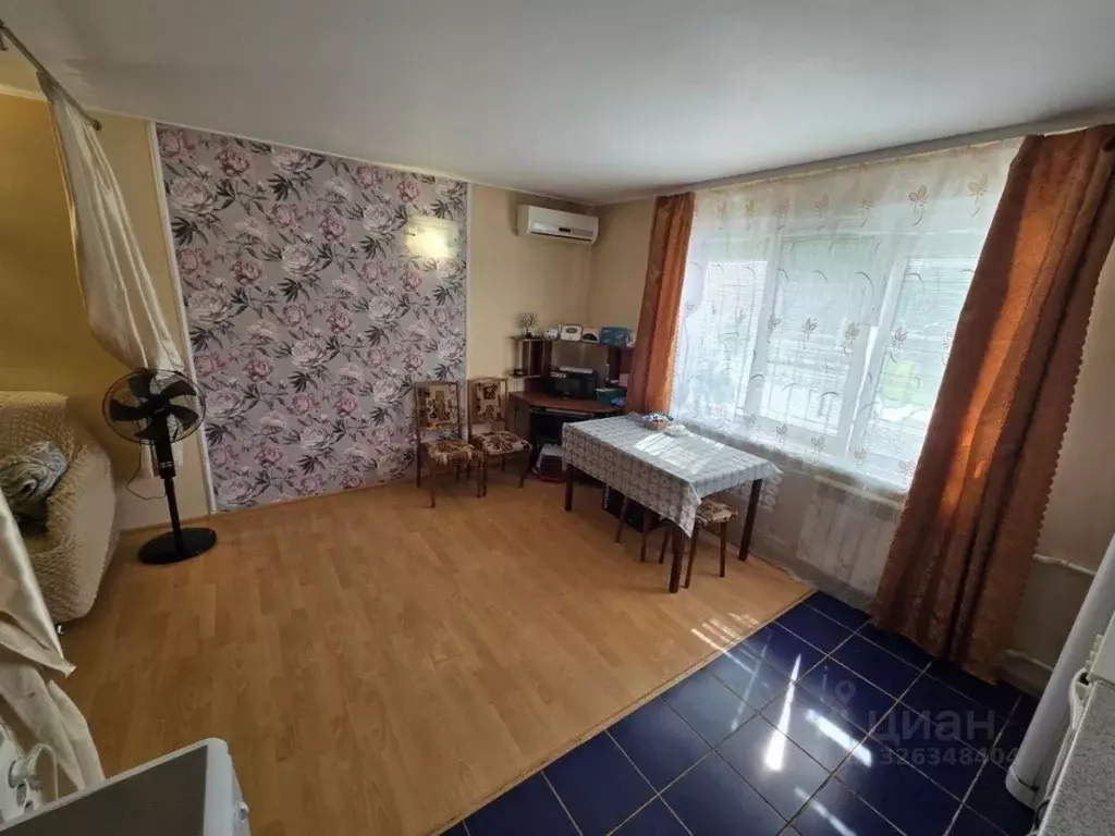 Студия Омская область, Омск Взлетная ул., 4/1 (30.4 м) - Фото 2