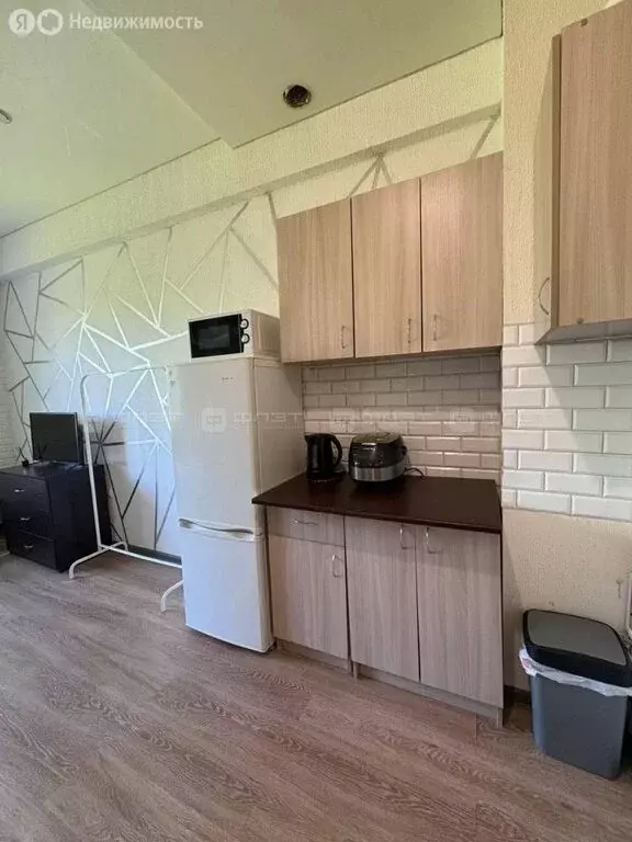 1-комнатная квартира: Казань, улица Короленко, 109 (26 м) - Фото 1