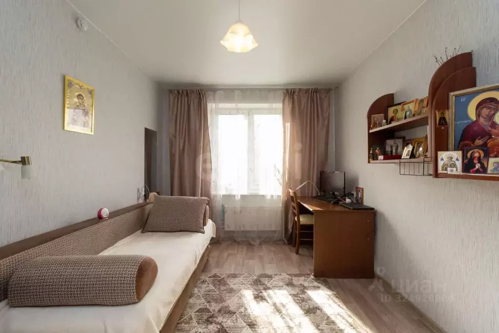 3-к кв. Красноярский край, Красноярск ул. Светлова, 40 (70.0 м) - Фото 1