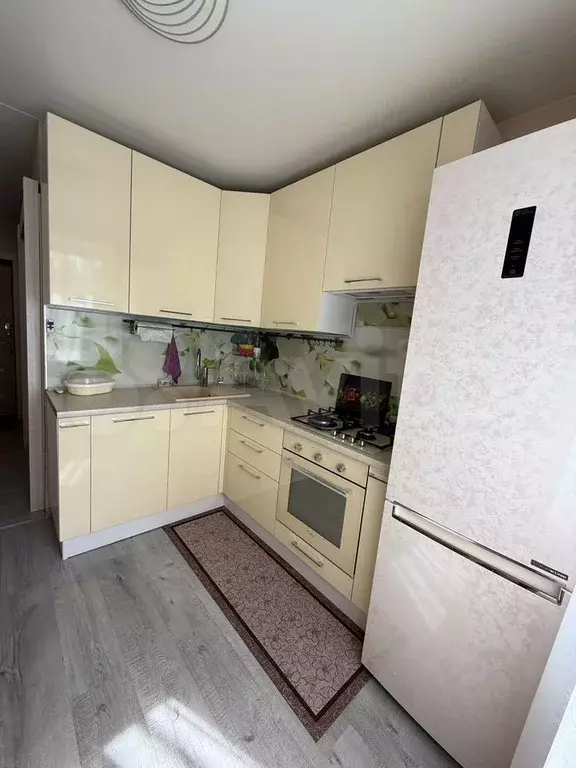 2-к. квартира, 56 м, 3/9 эт. - Фото 1