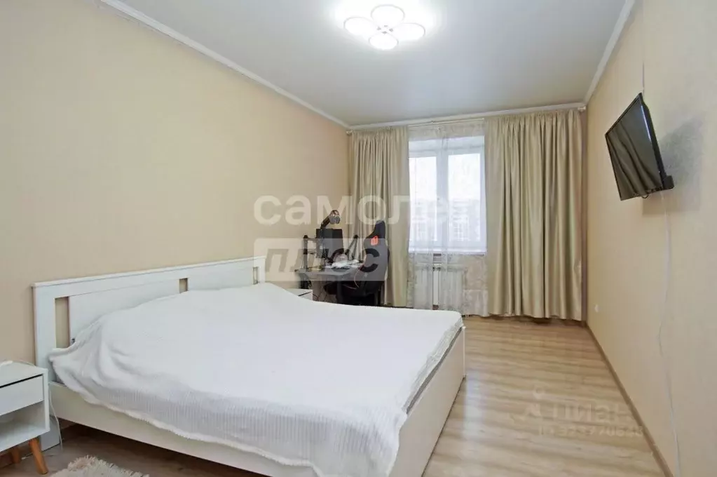 2-к кв. Омская область, Омск просп. Комарова, 11 (58.8 м) - Фото 1