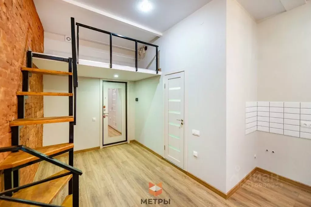 Студия Санкт-Петербург 8-я Советская ул., 14 (26.3 м) - Фото 1