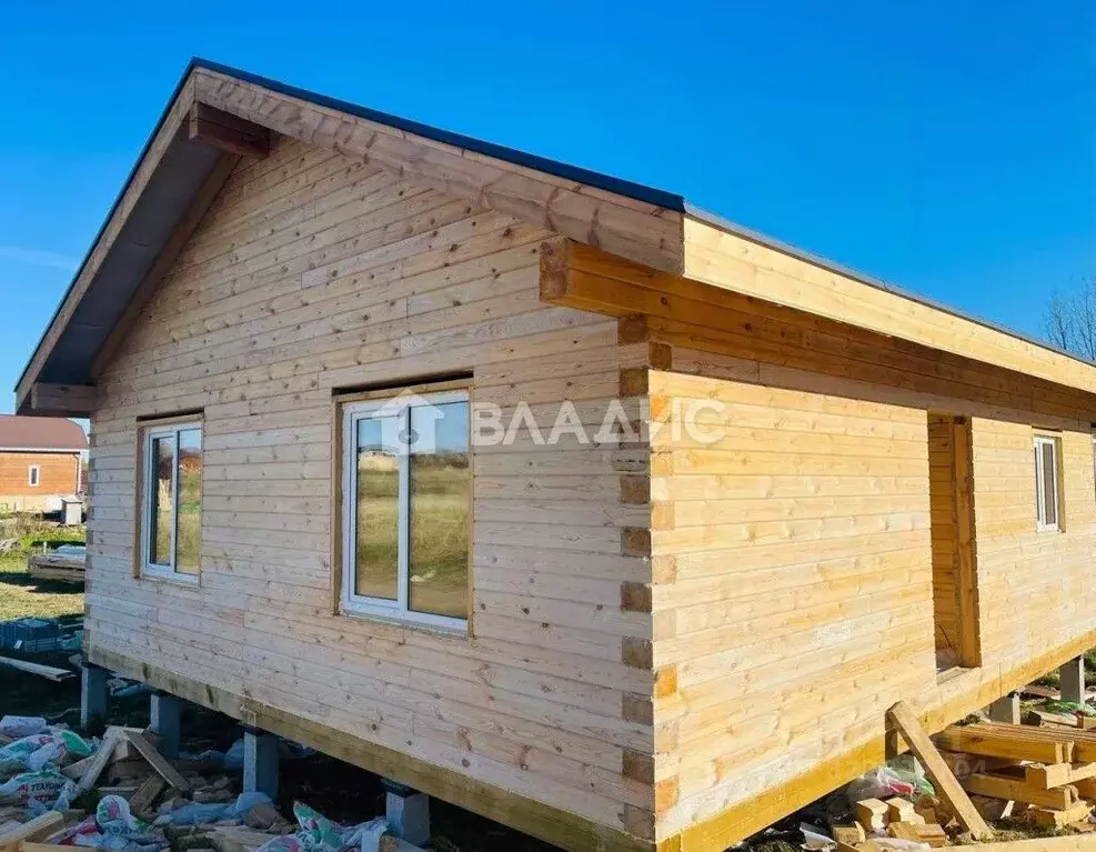 Дом в Коми, Сыктывдинский район, с. Выльгорт ул. Домны Каликовой, 104 ... - Фото 0