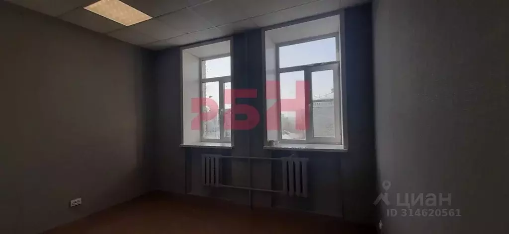 Офис в Курганская область, Курган Тобольная ул., 54 (20 м) - Фото 1
