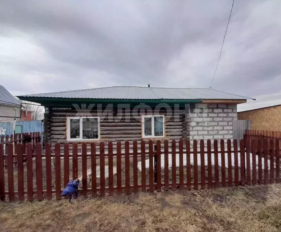 Дом в Новосибирская область, Колывань рп ул. Красноармейская (80 м) - Фото 1