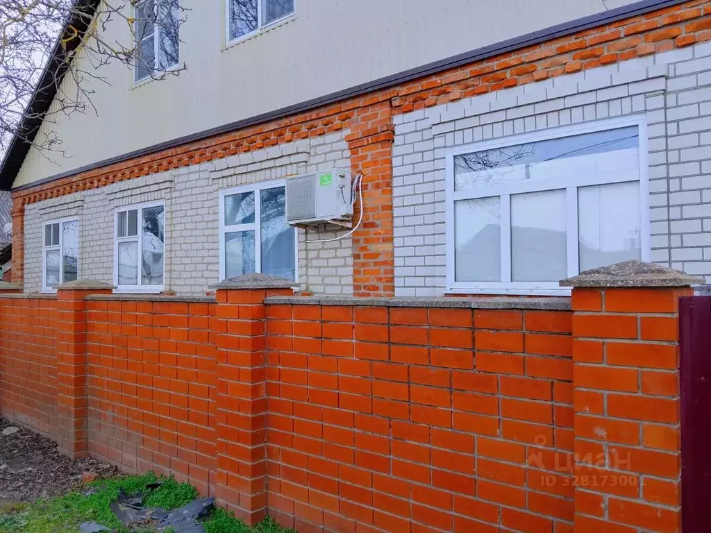 Дом в Краснодарский край, Темрюк ул. Гагарина (115 м) - Фото 1