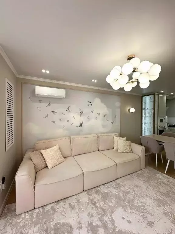 3-к кв. Оренбургская область, Оренбург ул. Автомобилистов, 15 (90.0 м) - Фото 1
